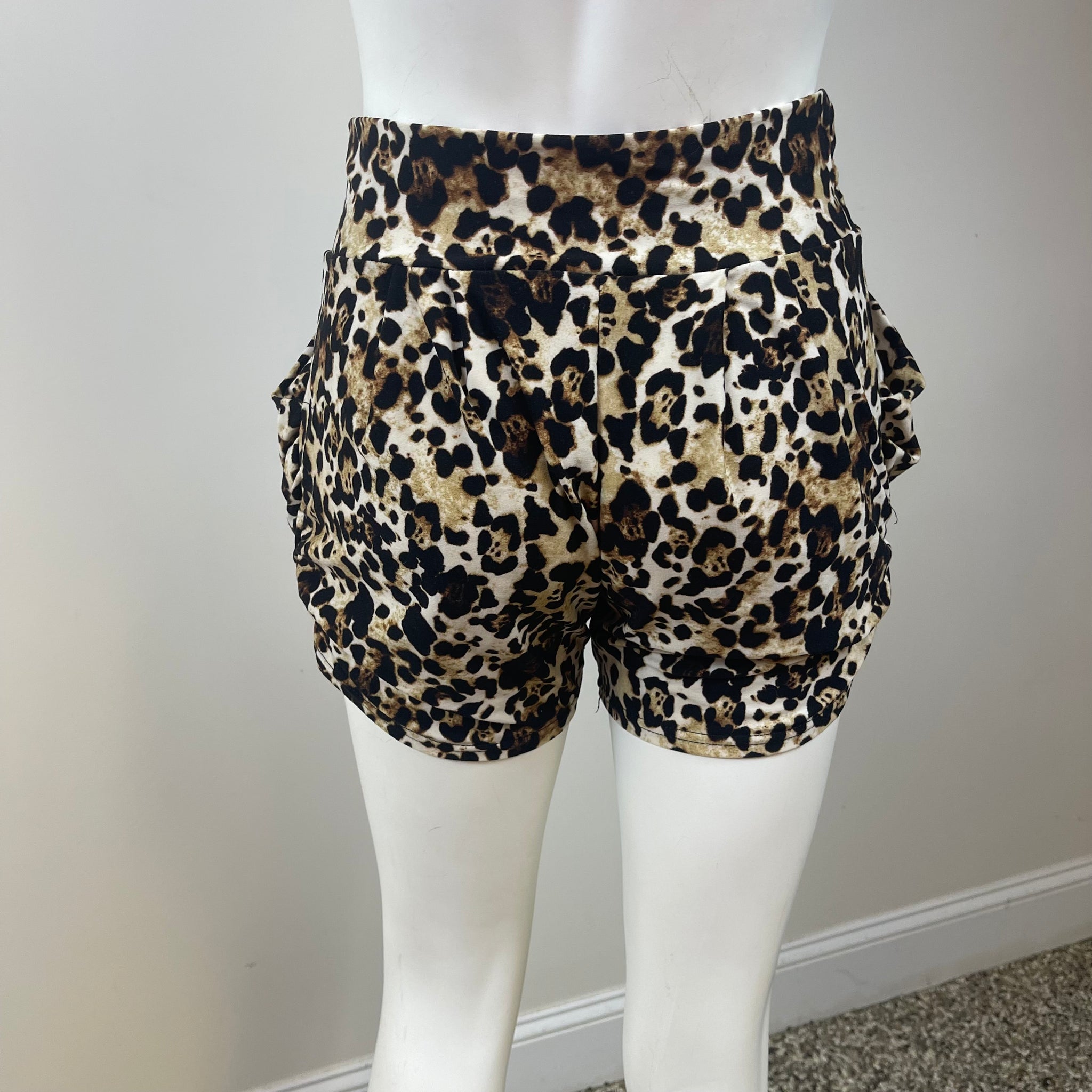 New Mix Women’s Leopard Print Shorts