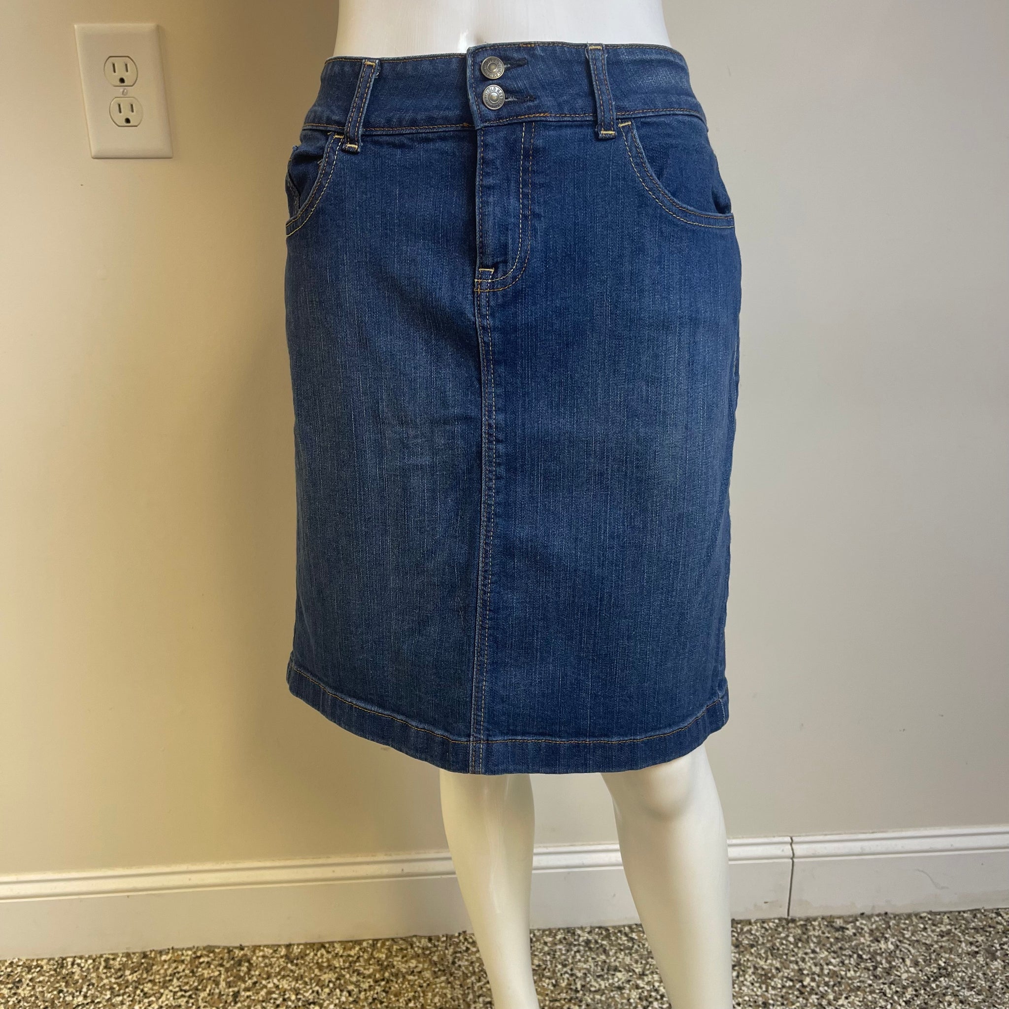 Old Navy Women’s Jean Skirt