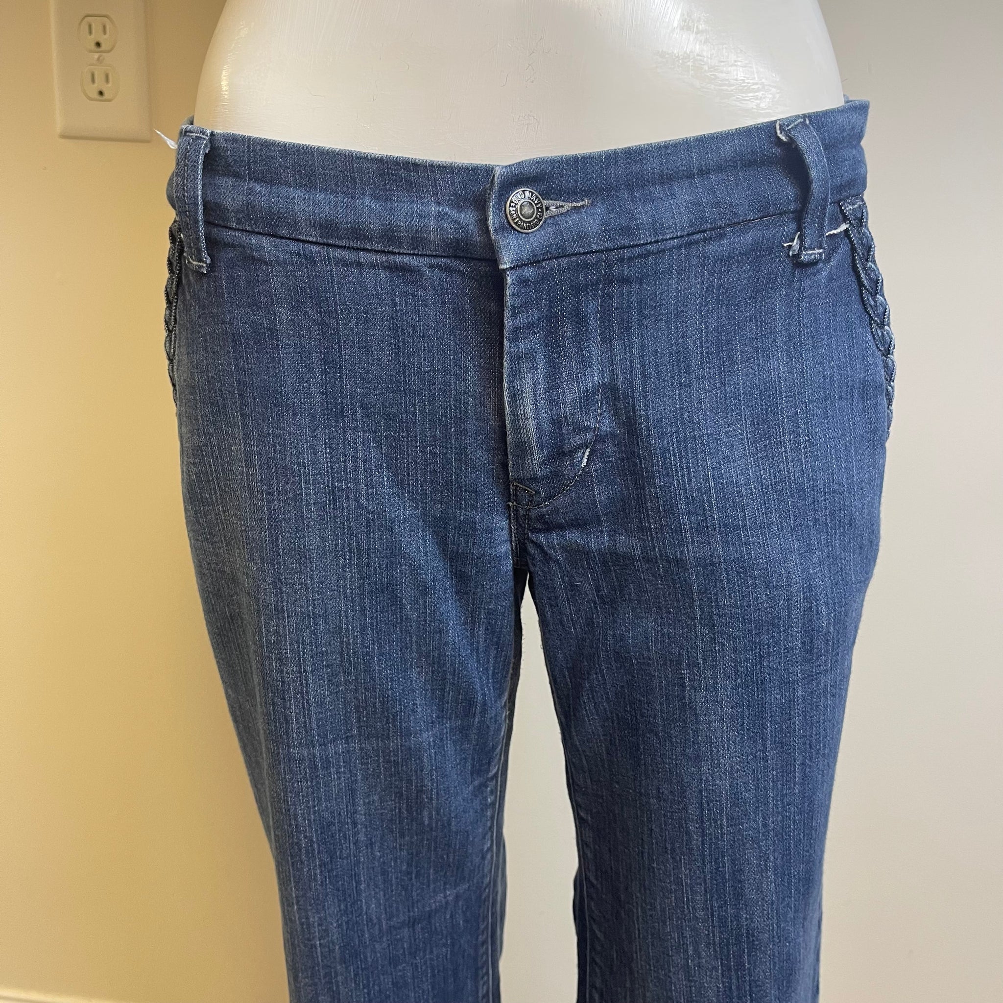 Old Navy Women’s Flare Cut Jeans