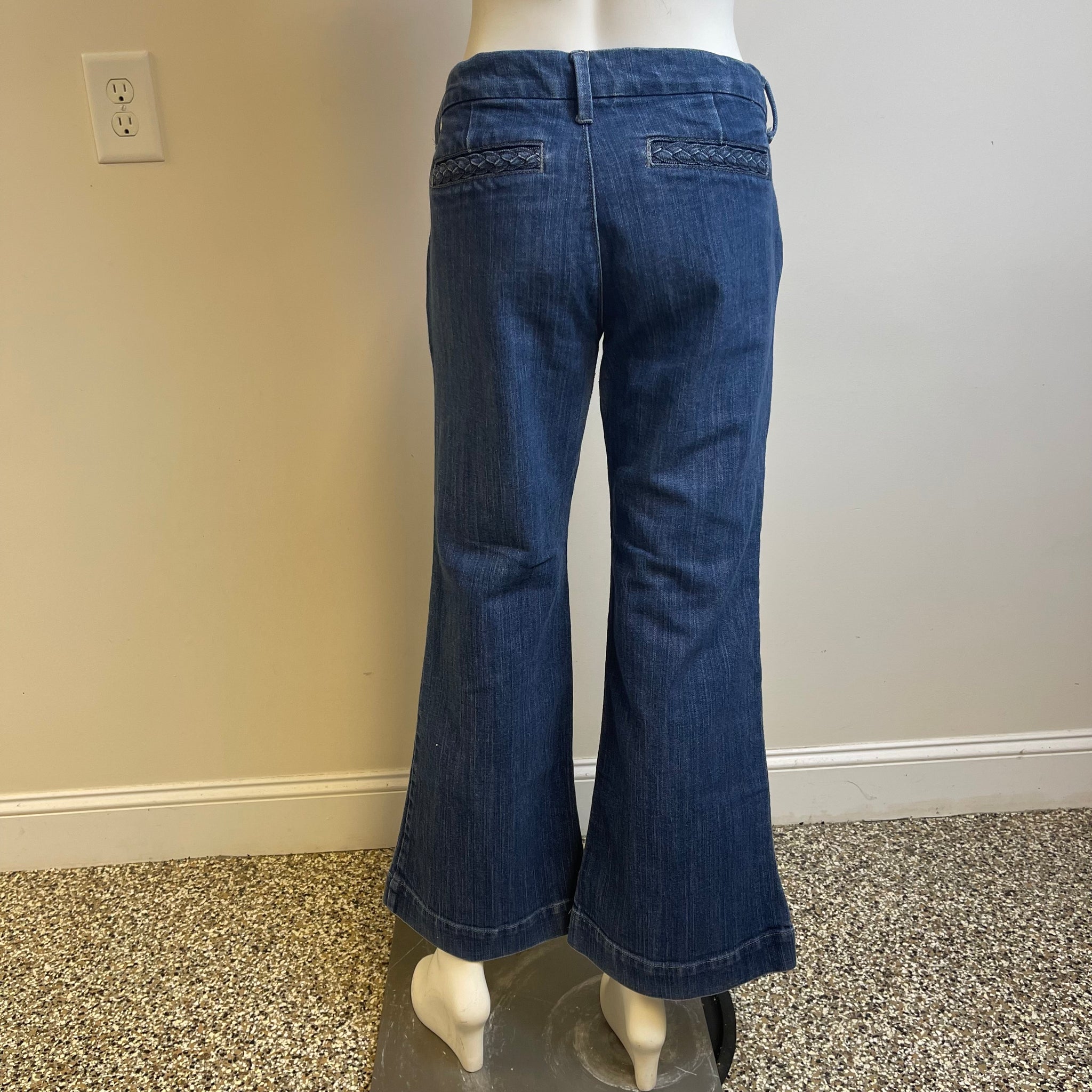 Old Navy Women’s Flare Cut Jeans