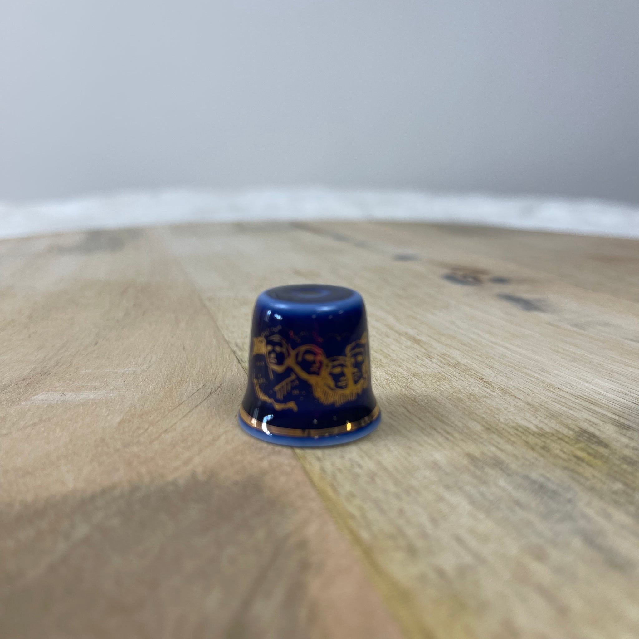 Vintage Blue Porcelain Mt. Rushmore Thimble