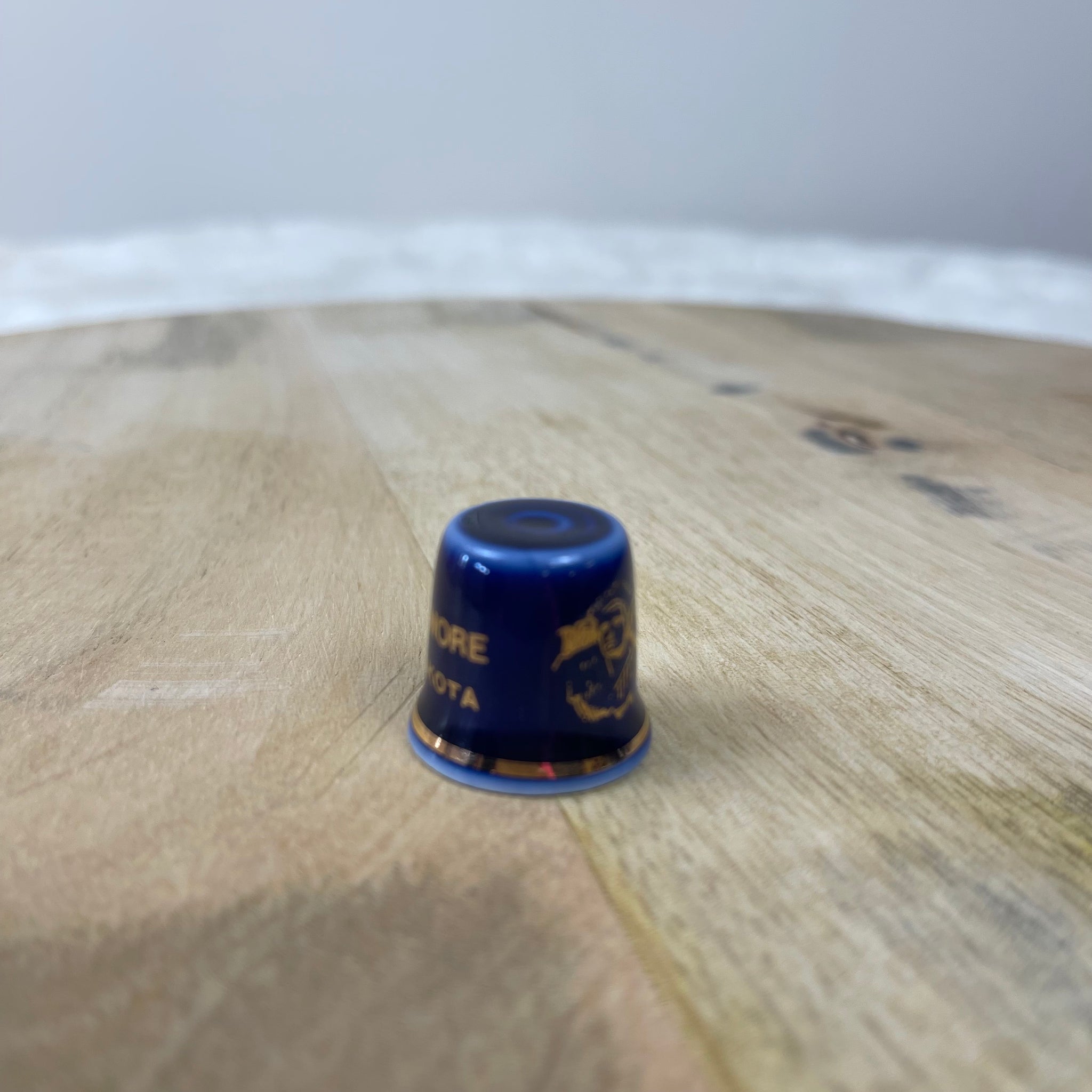 Vintage Blue Porcelain Mt. Rushmore Thimble