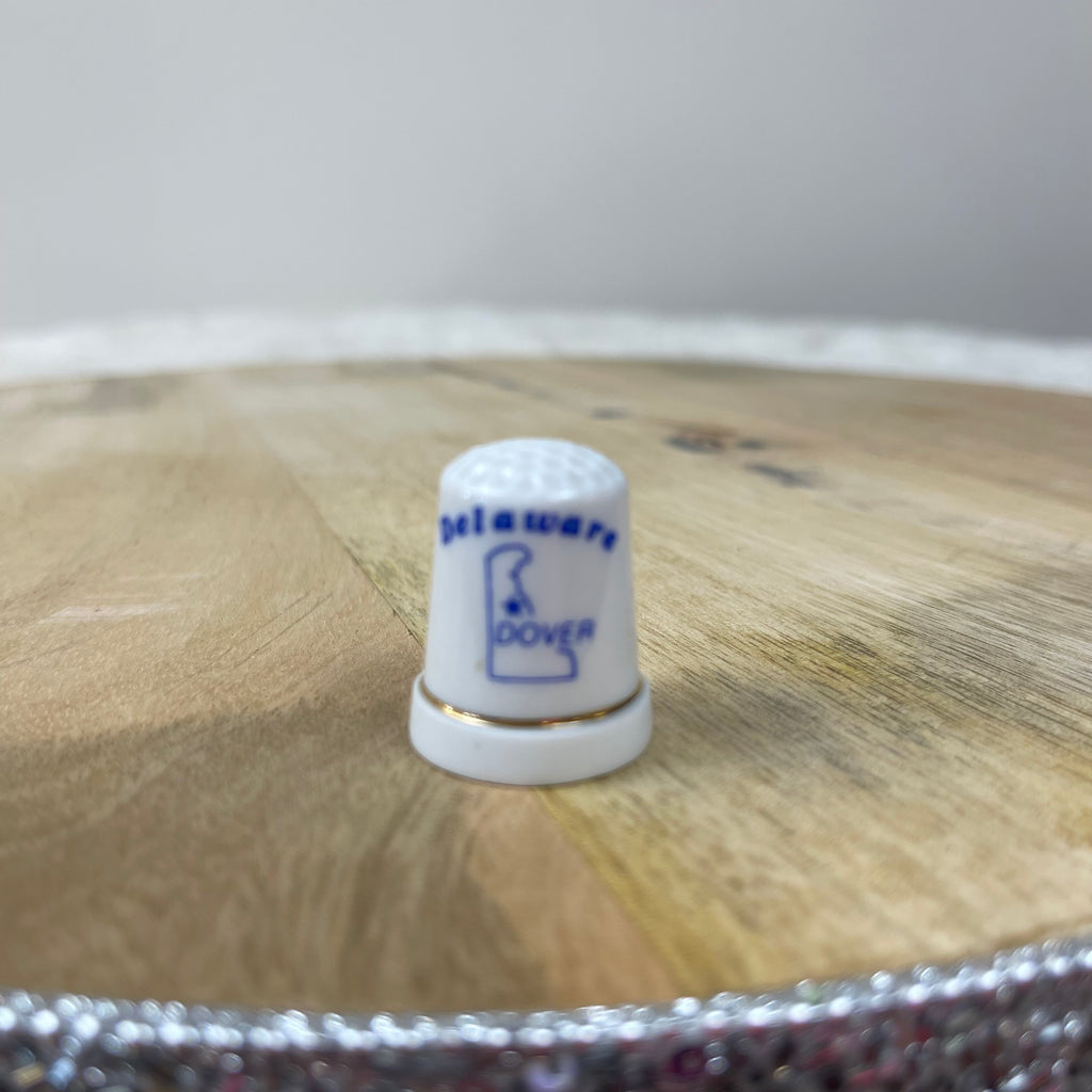 Vintage Souvenir Dover Delaware Thimble