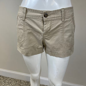 Old Navy Women’s Khaki Shorts