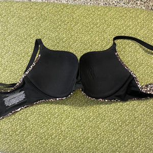 Victoria’s Secret Bra (34c)