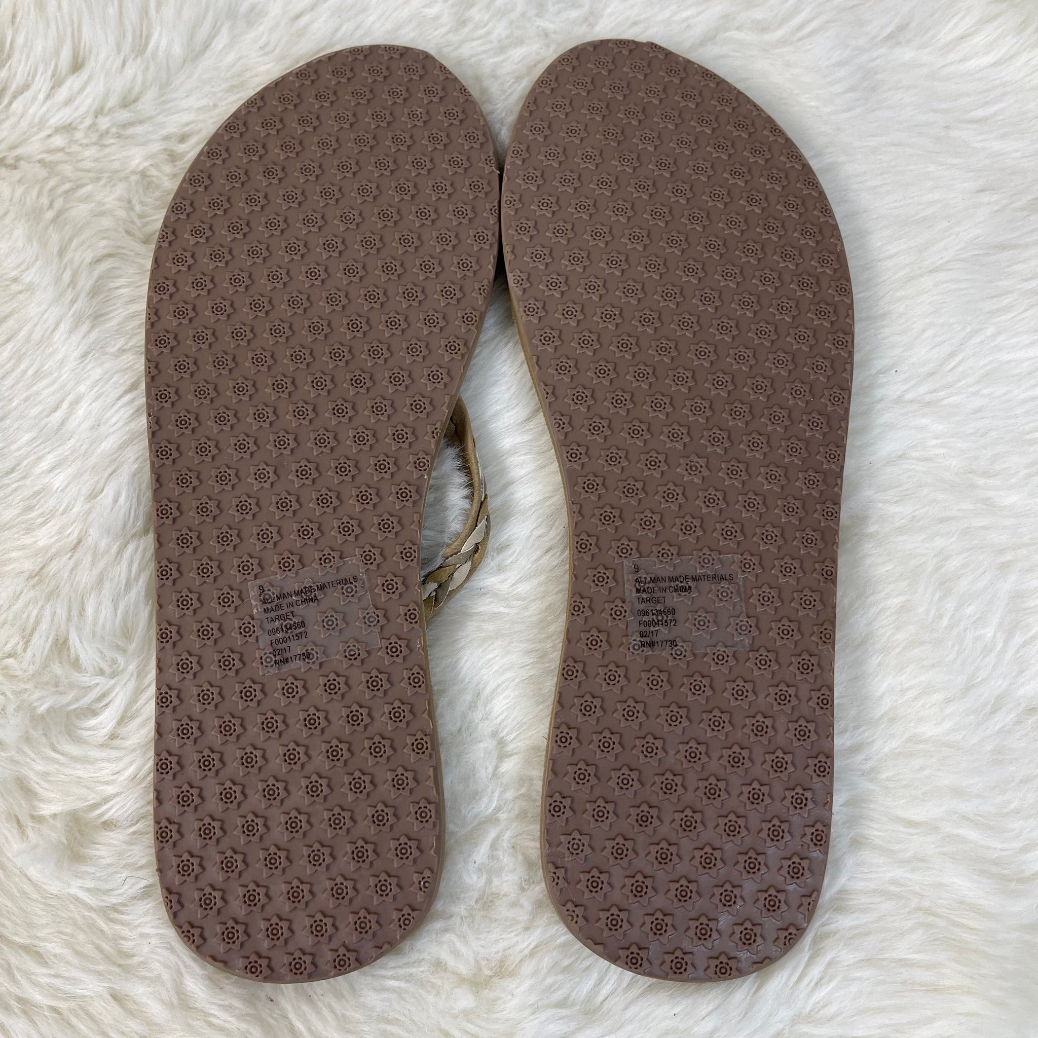 Mossimo Women’s Flip Flops