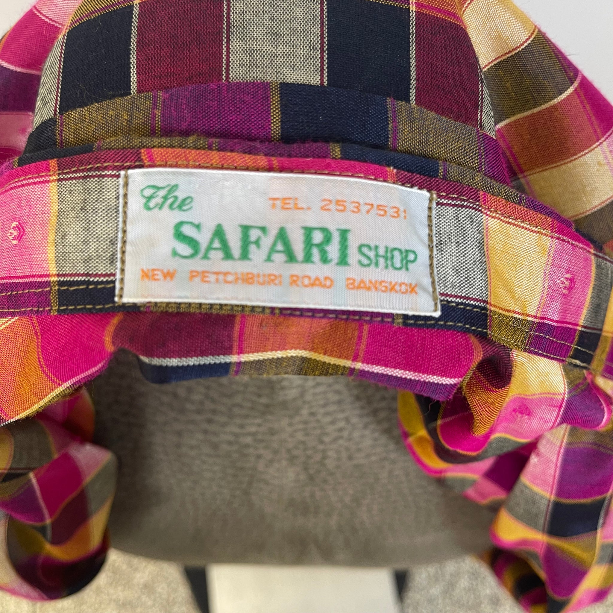 Vintage The Safari Shop Men’s Button Down Shirt