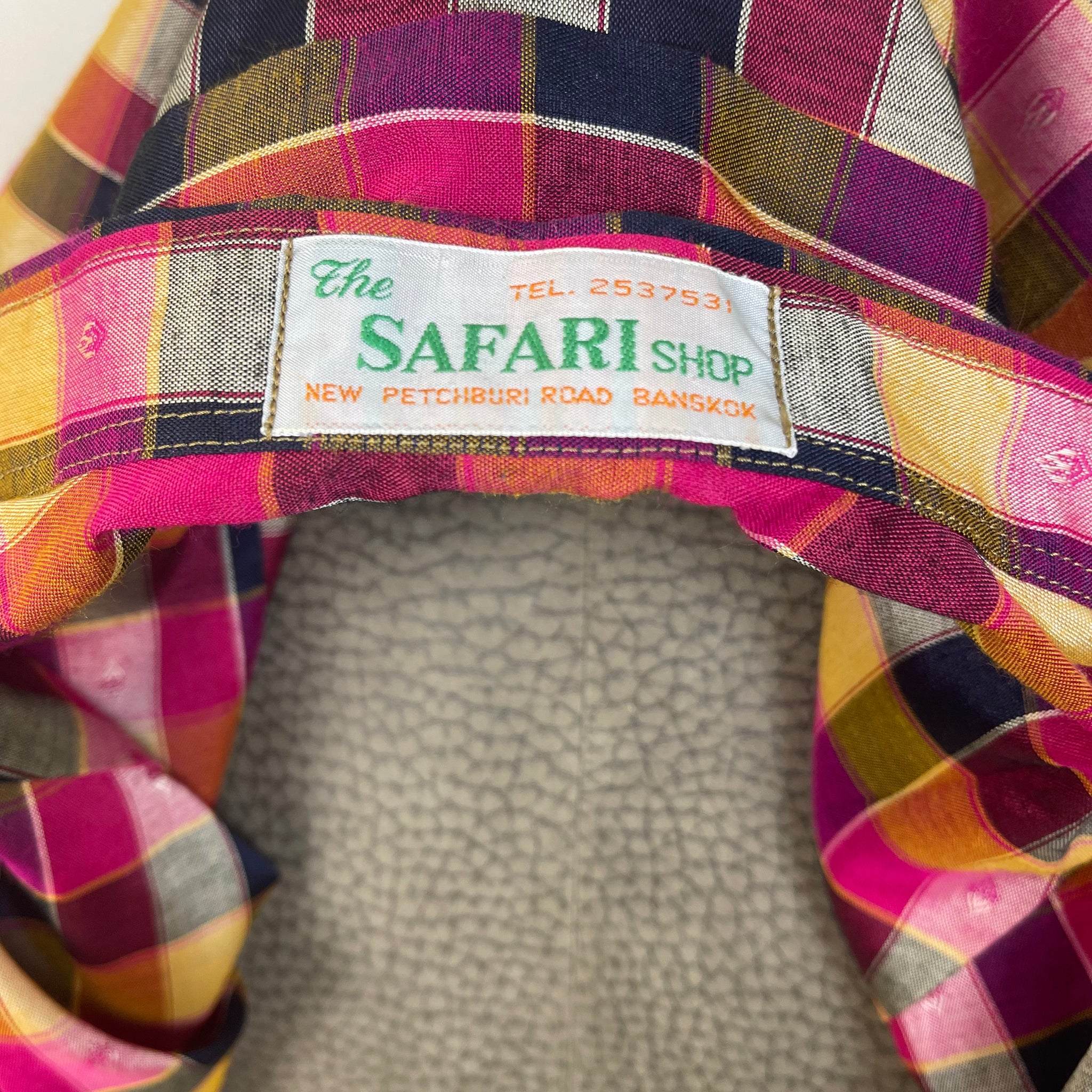 Vintage The Safari Shop Men’s Button Down Shirt