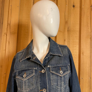 Guess Women’s Medium Wash Denim Jacket Style # Q9483800100