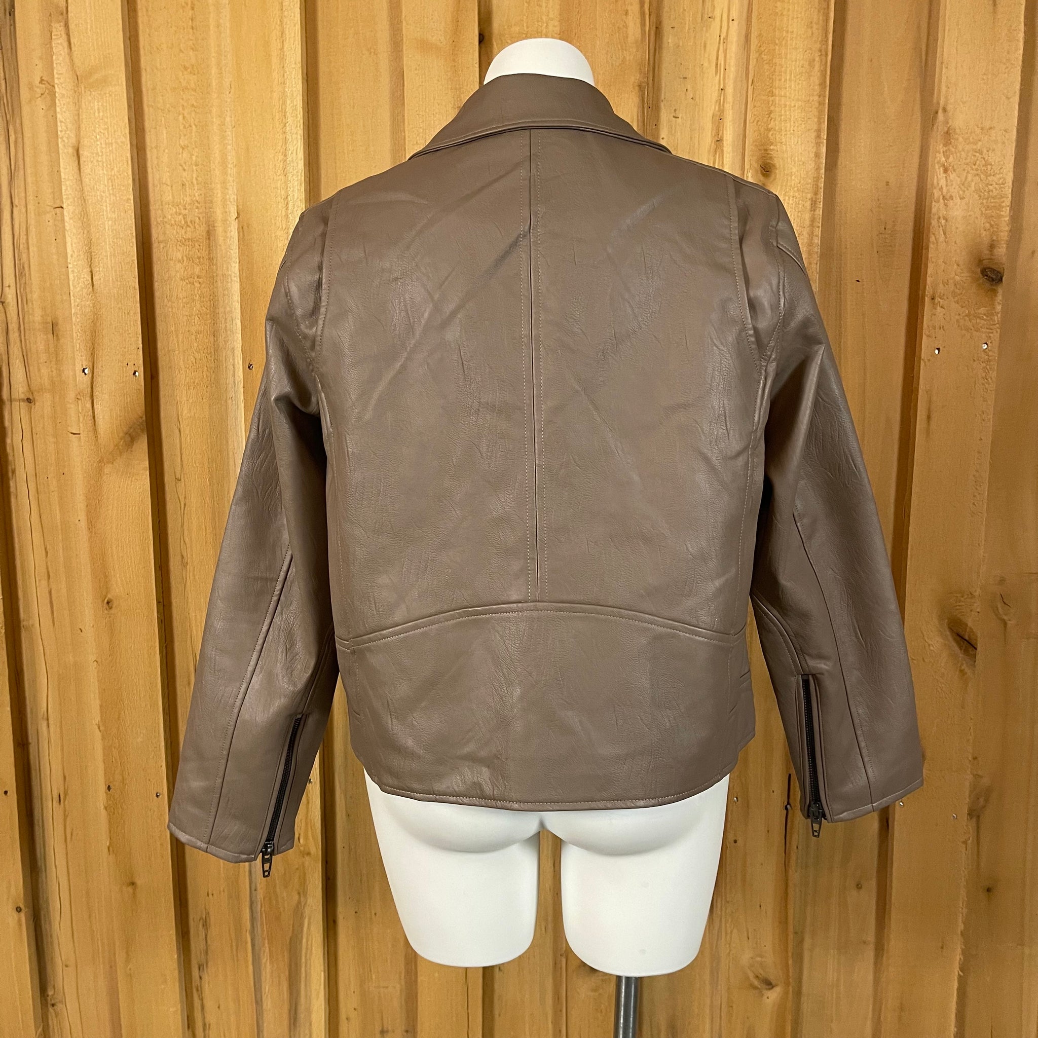 Blank NYC Meant To Be 2 In 1 Moto Faux Leather Jacket (Size 1X)