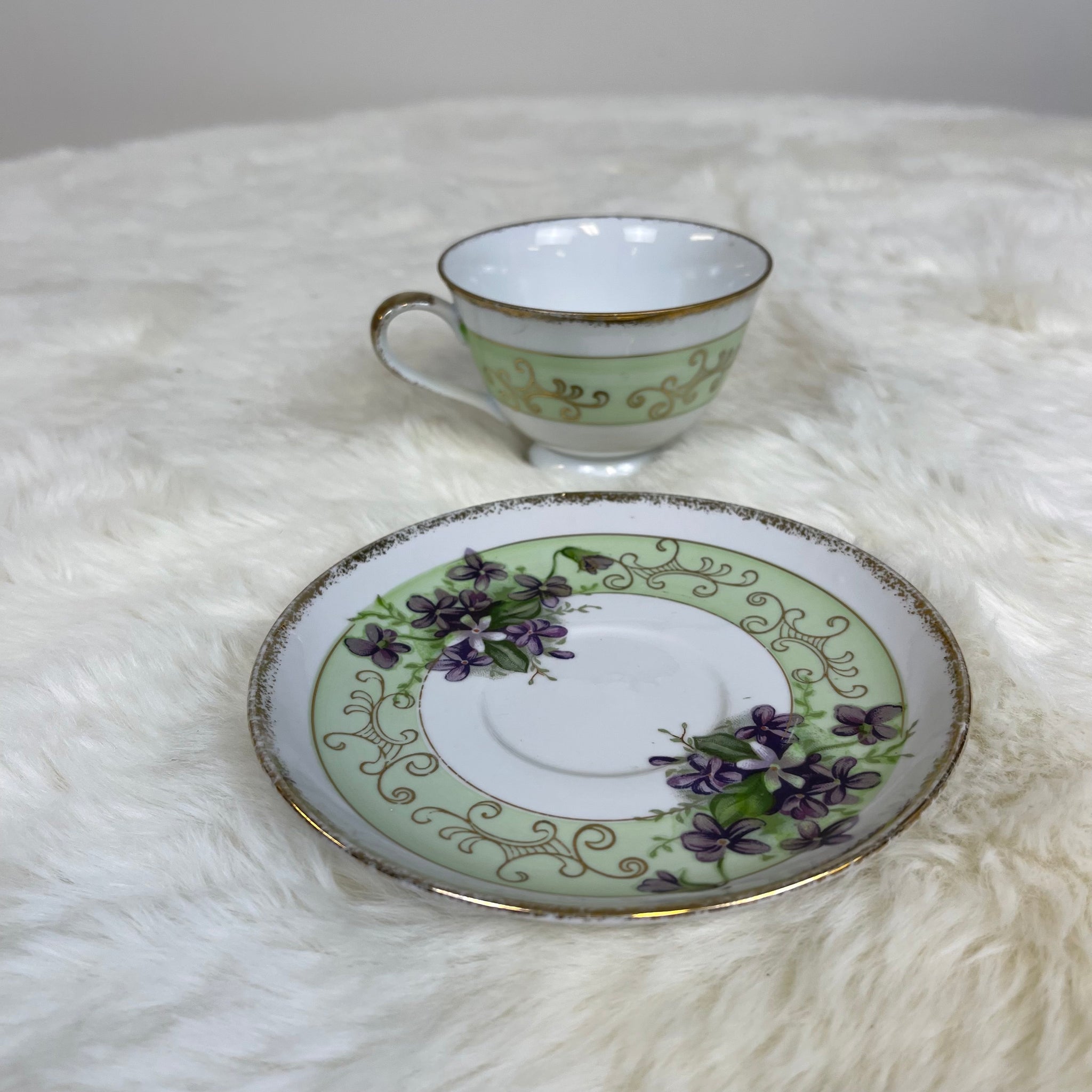 Vintage Tea Cup & Saucer