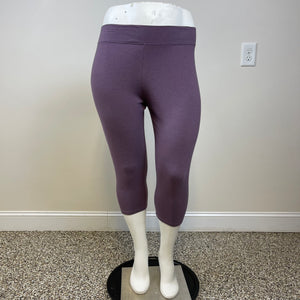 LIVI Active Plus Size Capri Leggings