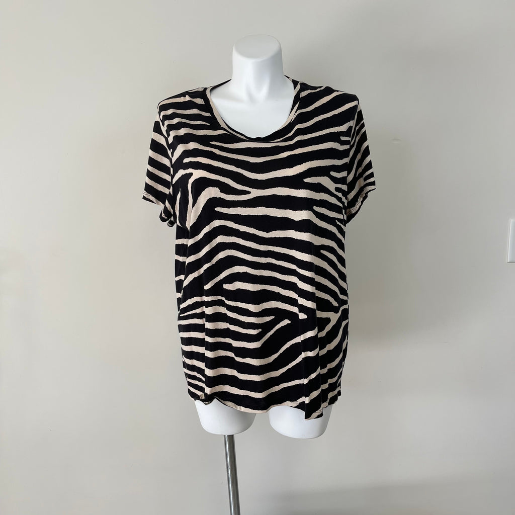 H & M Plus Size Shirt