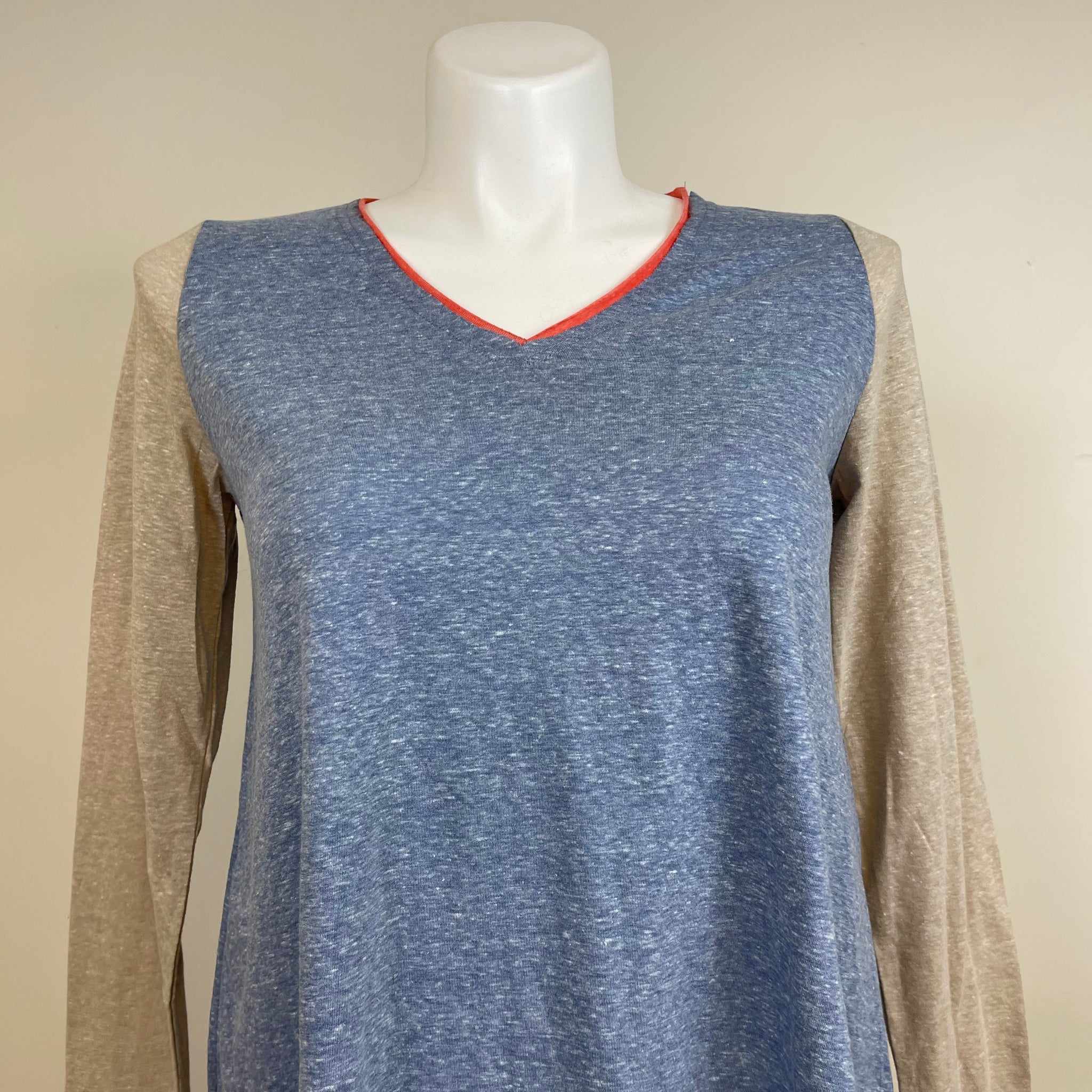 Easel Long Sleeve Top