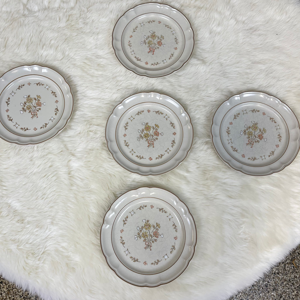 Vintage Collectible Cordella Stoneware Set of 5 Burnett Luncheon Plates