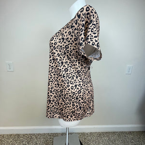 Plus Size Leopard Print Tee