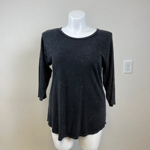 Torrid 3/4 Length Sleeve Tee