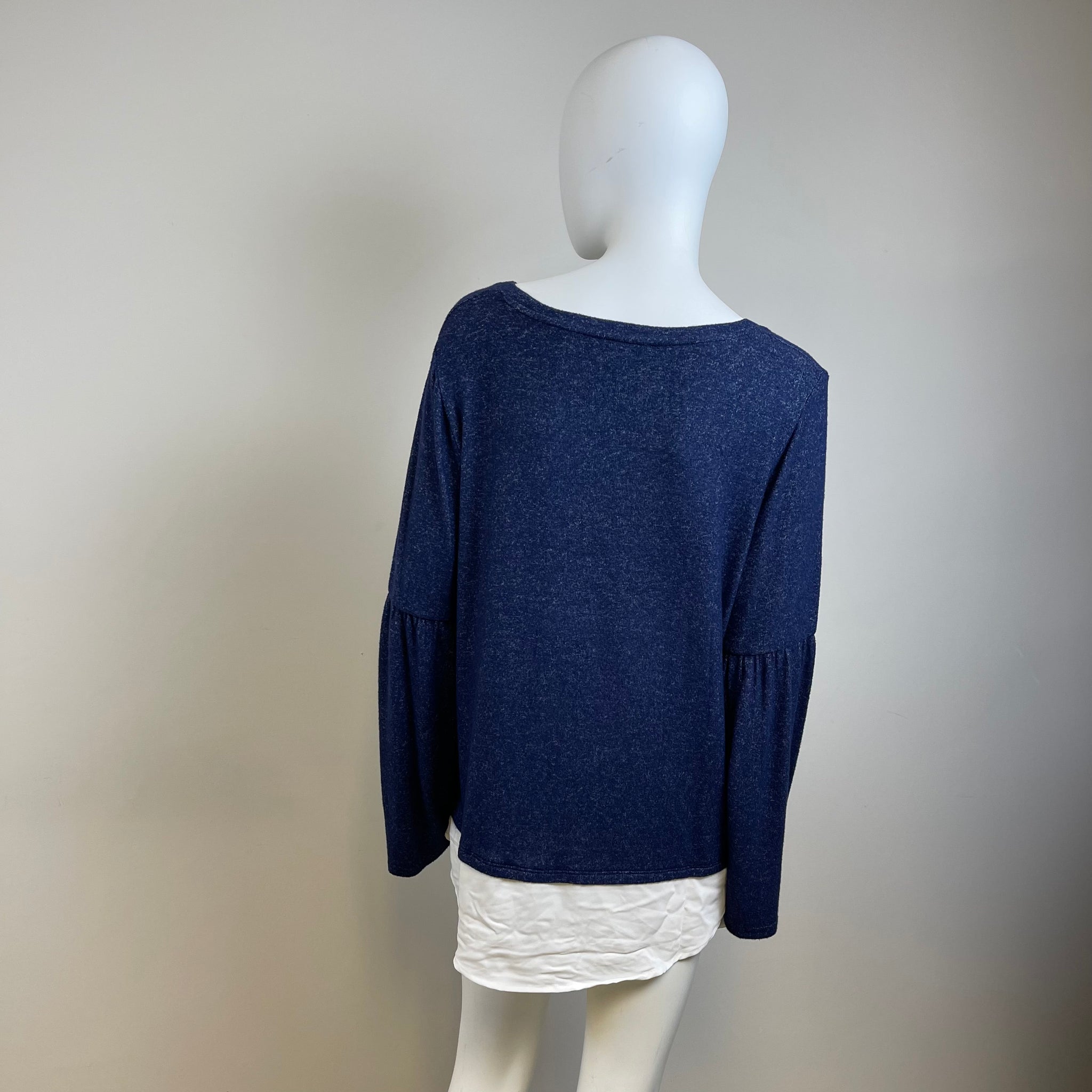 Simply Vera Wang Sweater