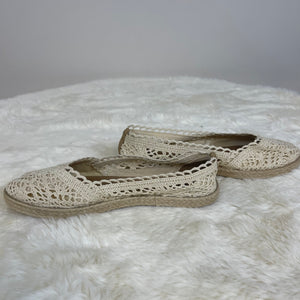 Time and Tru Slip On Flats